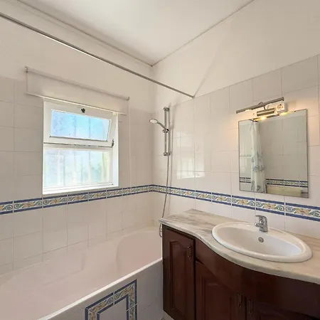 Apartmán Rustico E Tranquilo Com Piscina #1966 *